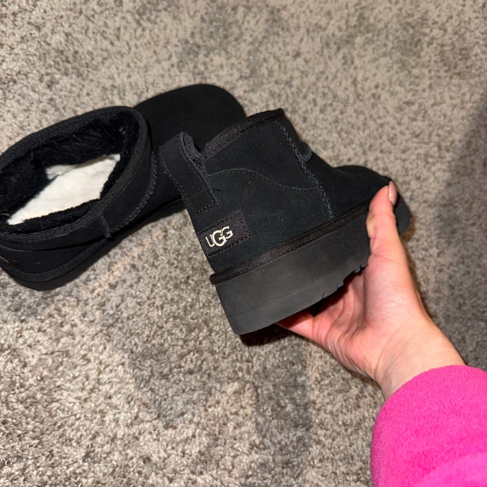 UGG Black ultra mini platform uggs